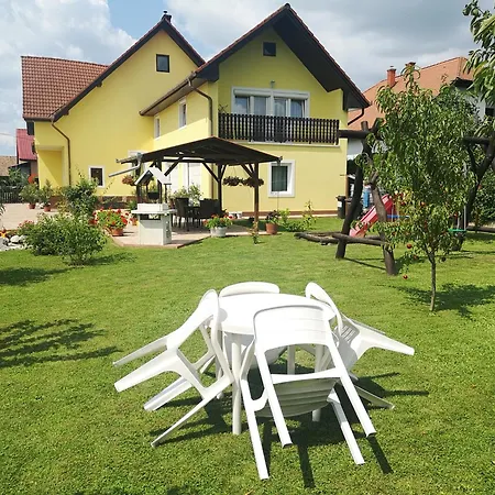 Pensionat Zsuzsi Vendeghaz Zalaegerszeg