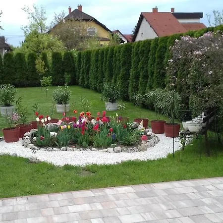 Zsuzsi Vendeghaz 3* Zalaegerszeg