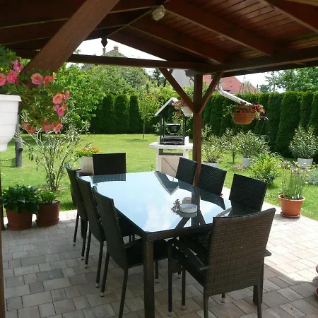 Guest house Zsuzsi Vendeghaz